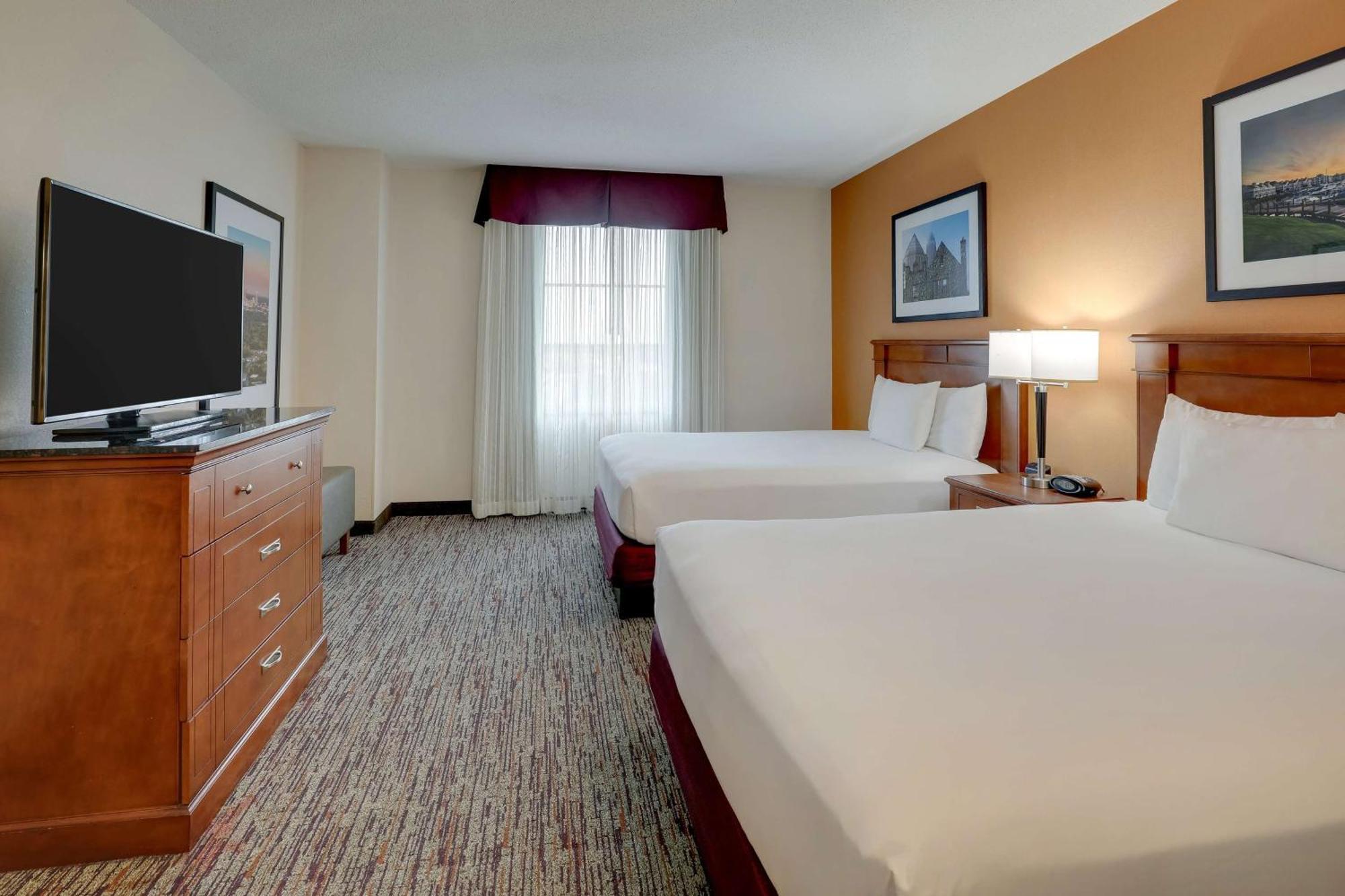 Drury Inn & Suites Charlotte Northlake Exterior foto